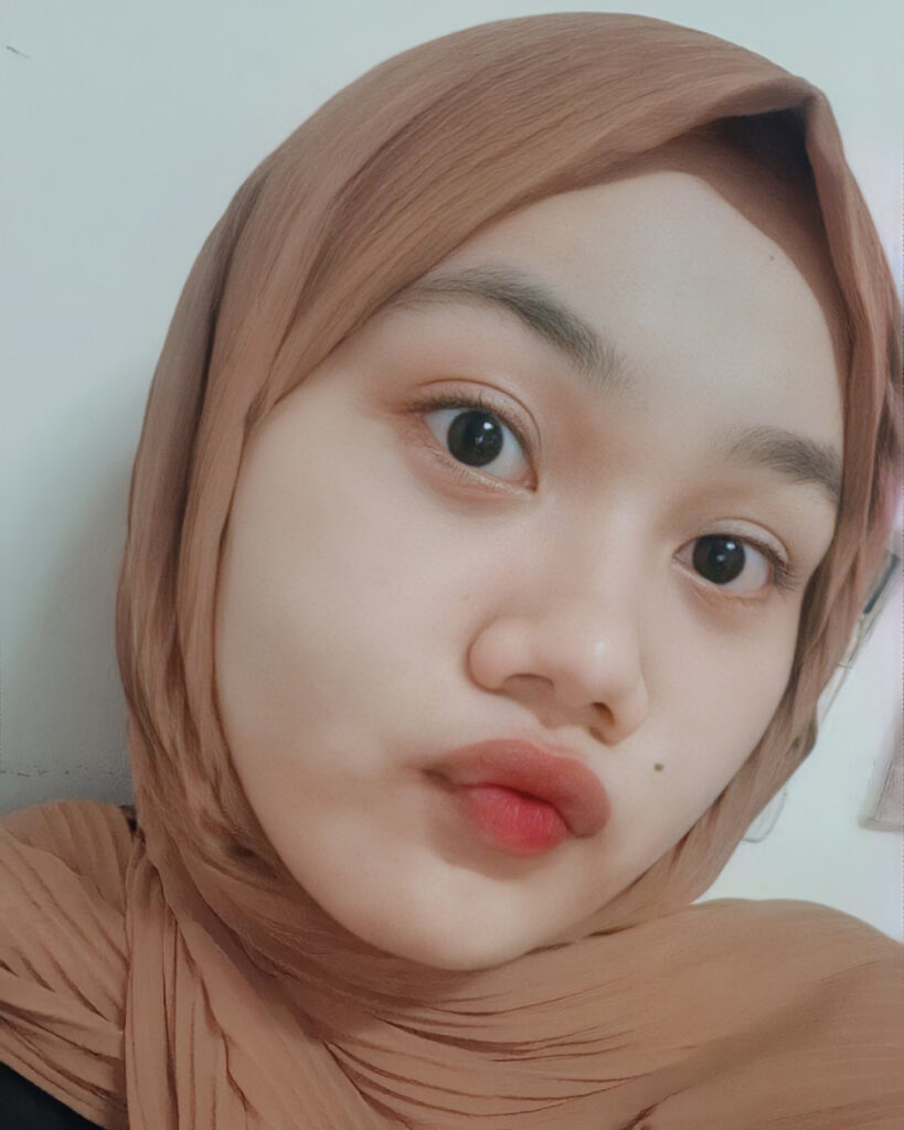 Duck Face Cewek hijab manis Selife OOTD JIlbab Kece Imut