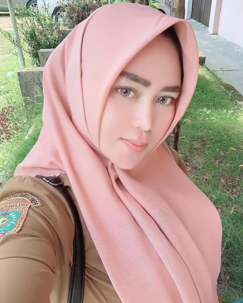 Syakira Minda Selife manis Hijab