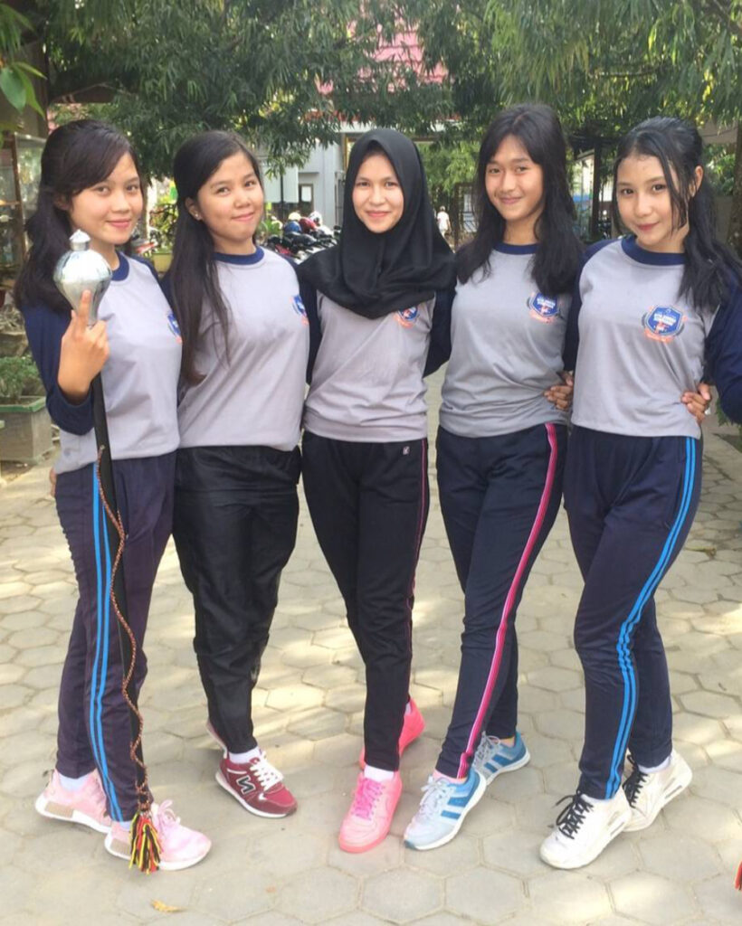 Seragam Olahraga Mayoret siswi SMA Dedek Gemes