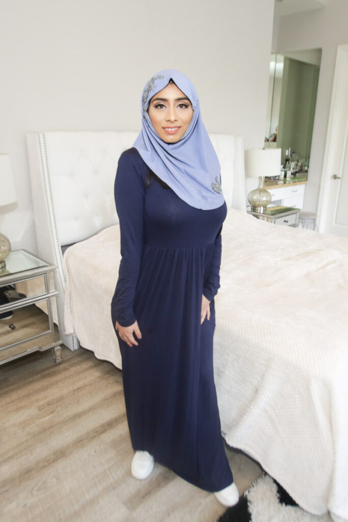 Hijab Violet Myers Gaya Keki cewek kampung model amerika Luna Bunny