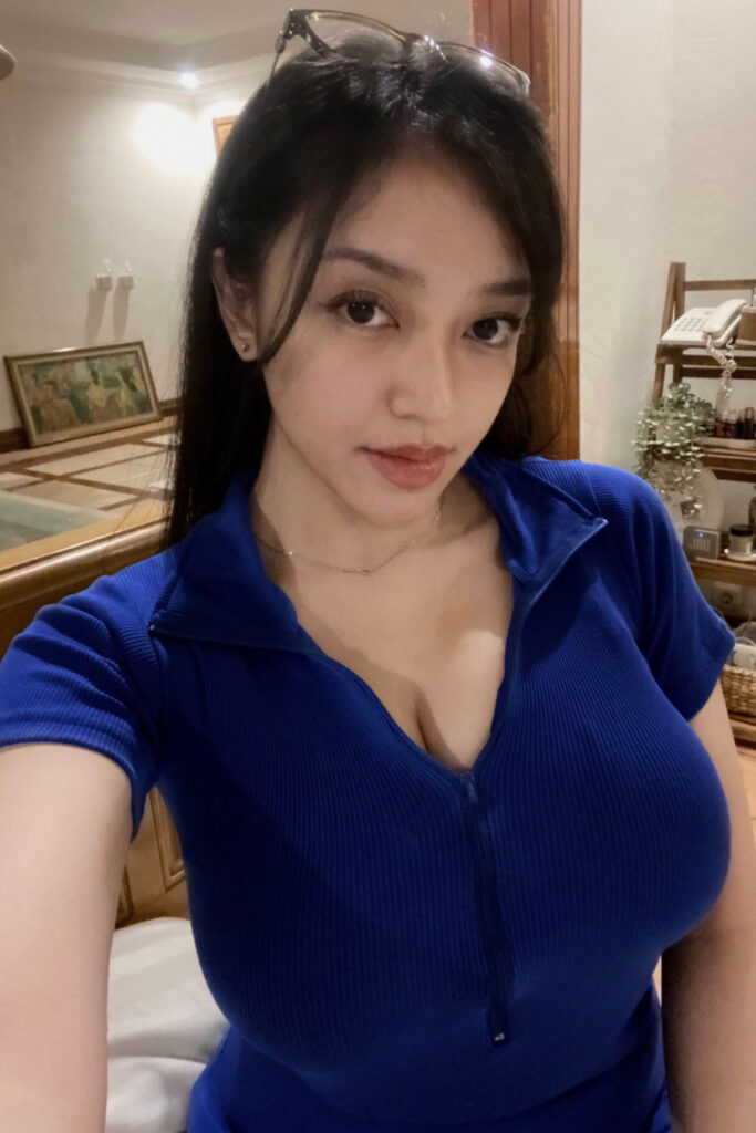 Foto Seksi Amanda Zahra Selebgram Hot