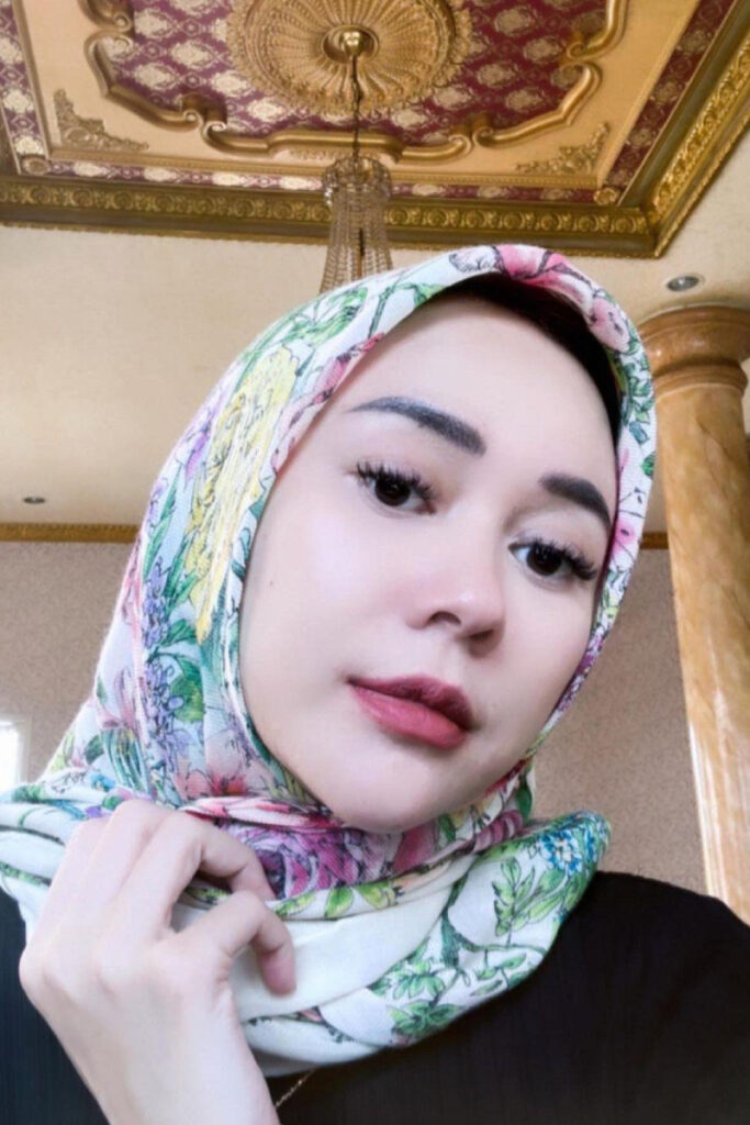 Jaha Cantik dan manis Aura Kasih Pake Hijab