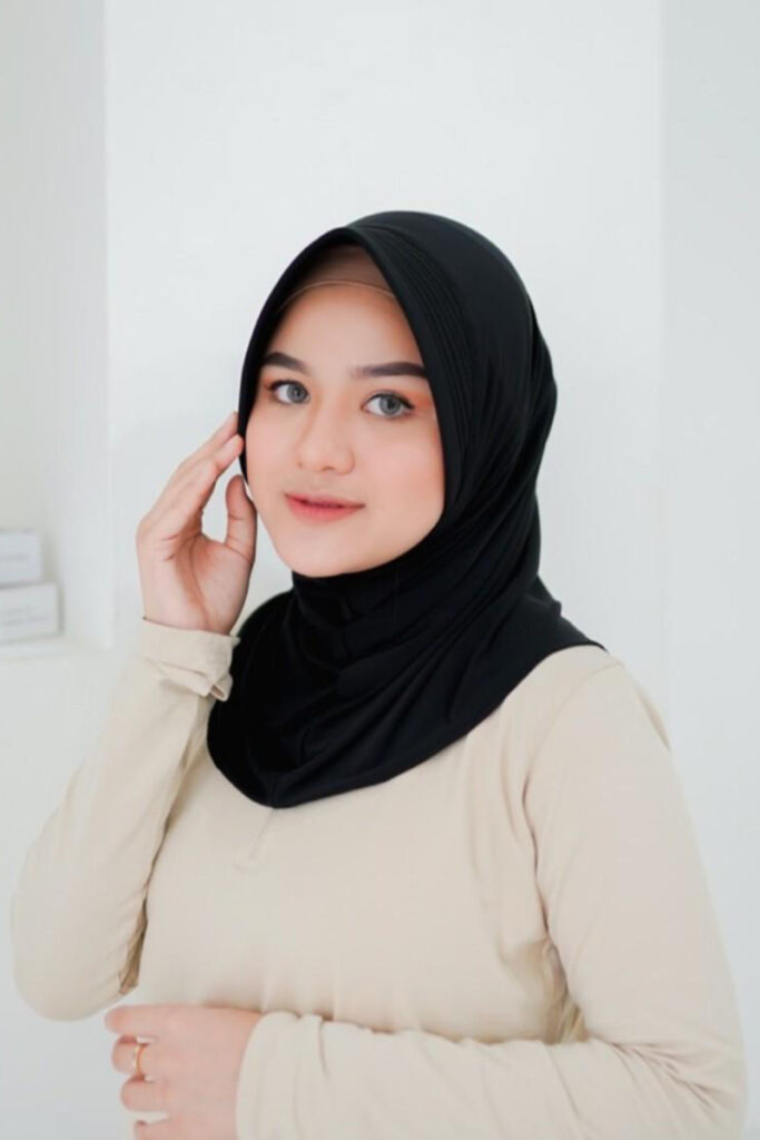 Jilbab Bergo cewek manis dan seksi