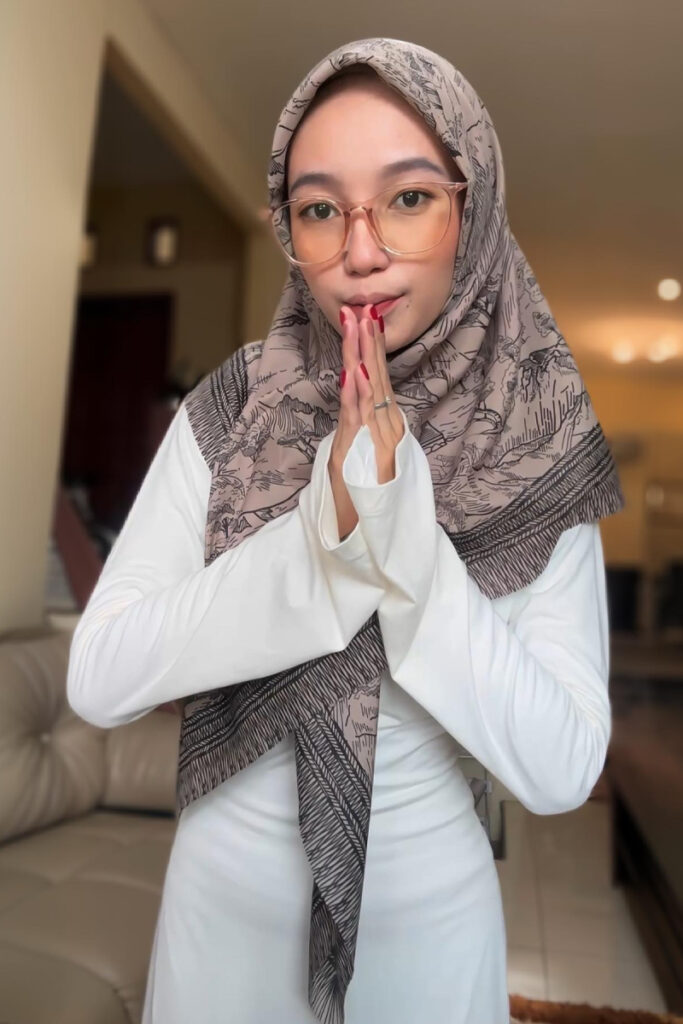 Kaos Putih Ketat Fadhila Razak Viral Dress Putih Ketat