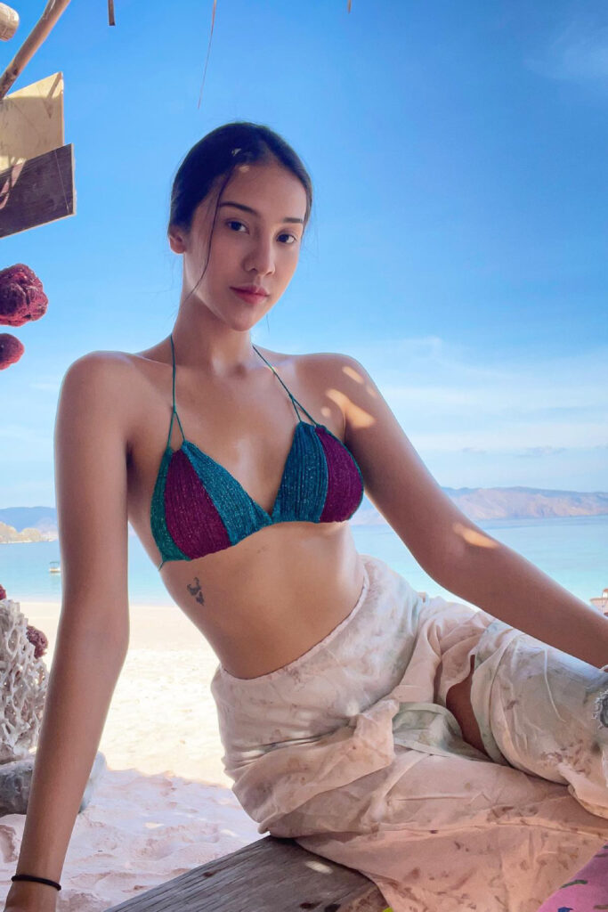 Bikini Anya Geraldine Seksi Segitiga