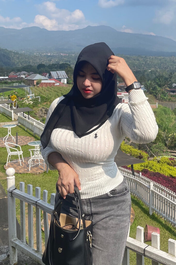 Nadya Novita Sari JIlbab Tobrut