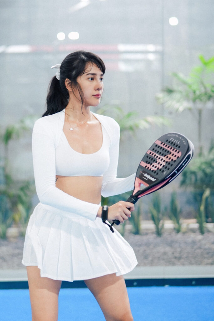 Rok Mini Seksi Anya Geraldine Tenis Basah Keringat