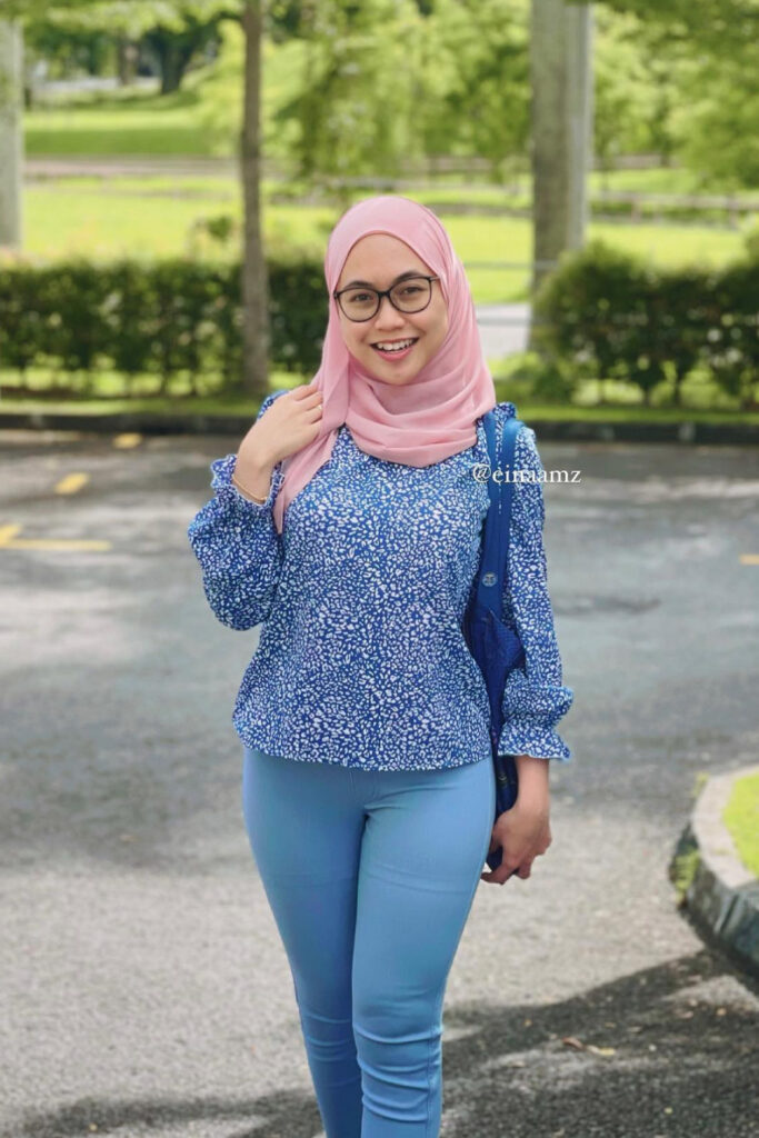 Eina Keina Celana Jeans Ketat Hijab nyeplak