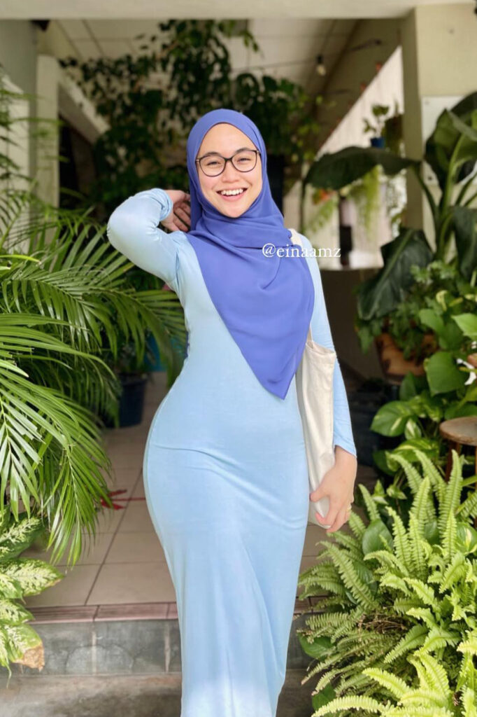 Eina Keina Cocoa Selebgram Hijab Malay Dress ketat