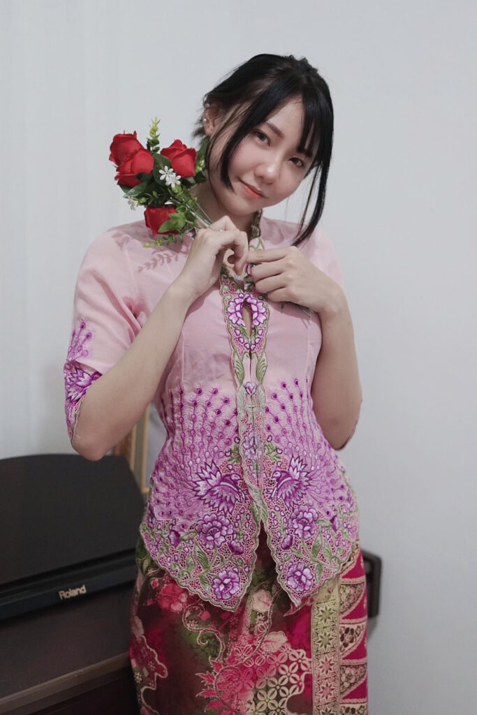 Kebaya Tradisional Seksi Jena Dammayya Chindo Manis