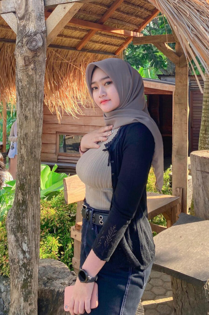 Selegram Toge Hijab Semok Indah Masula