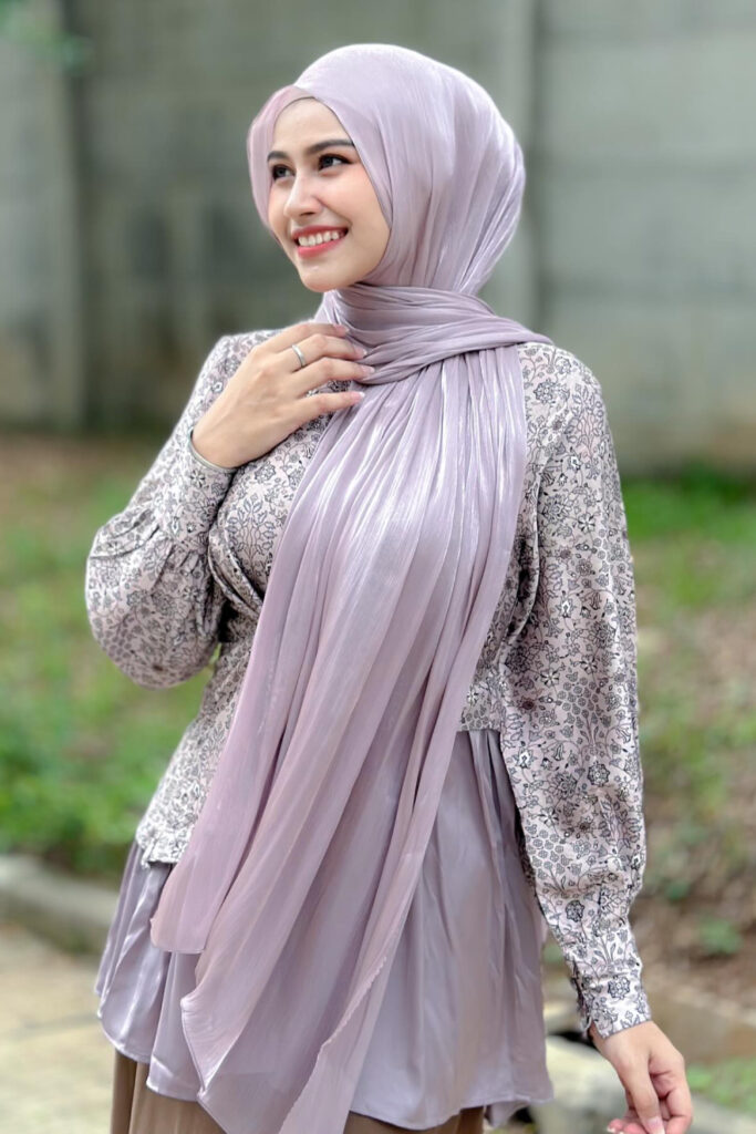 selebgram hijab maharra ozra Cantik dan seksi