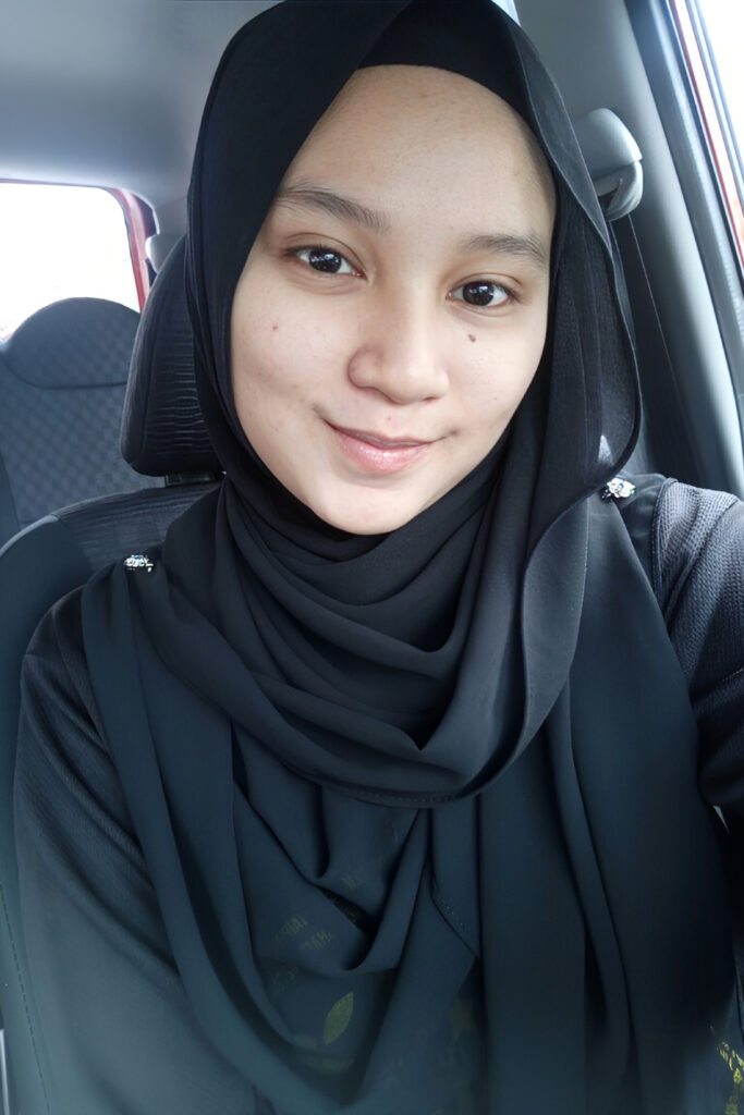 Cewek Malaysia Cantik Amira Tudung