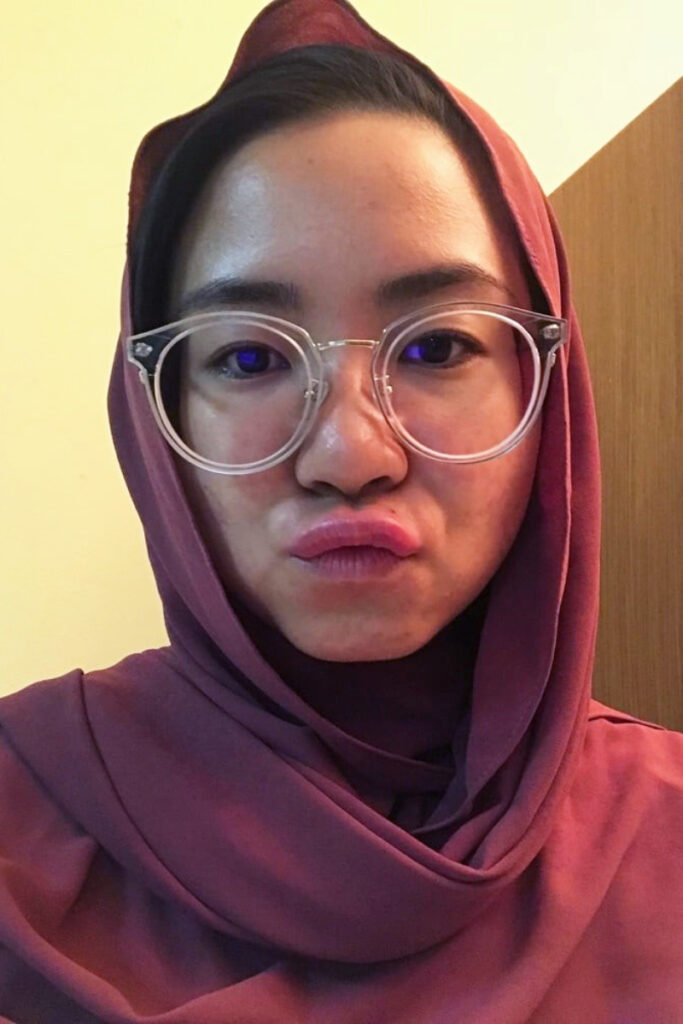 Fatin Muslim Hijab Malay Duck Facae manyun