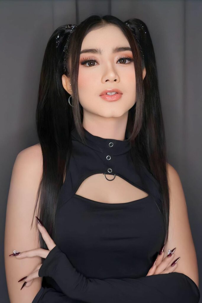 Ghea Youbi Outfit Black Sexy Dj Biduan Centil