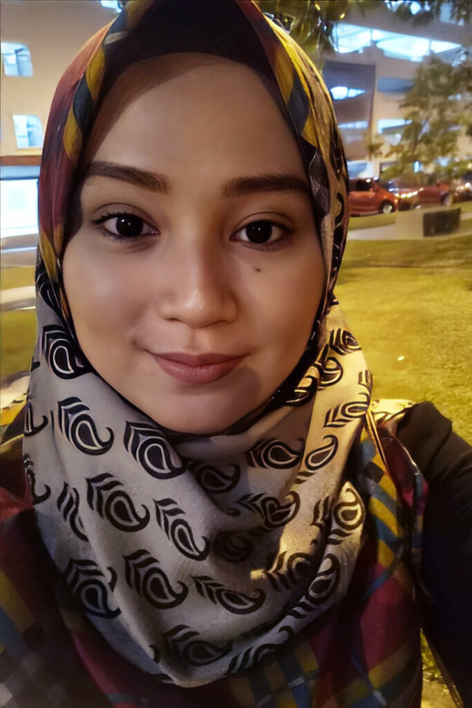 cewek cantik sebar Cewek Malaysia Cantik Amira Tudung