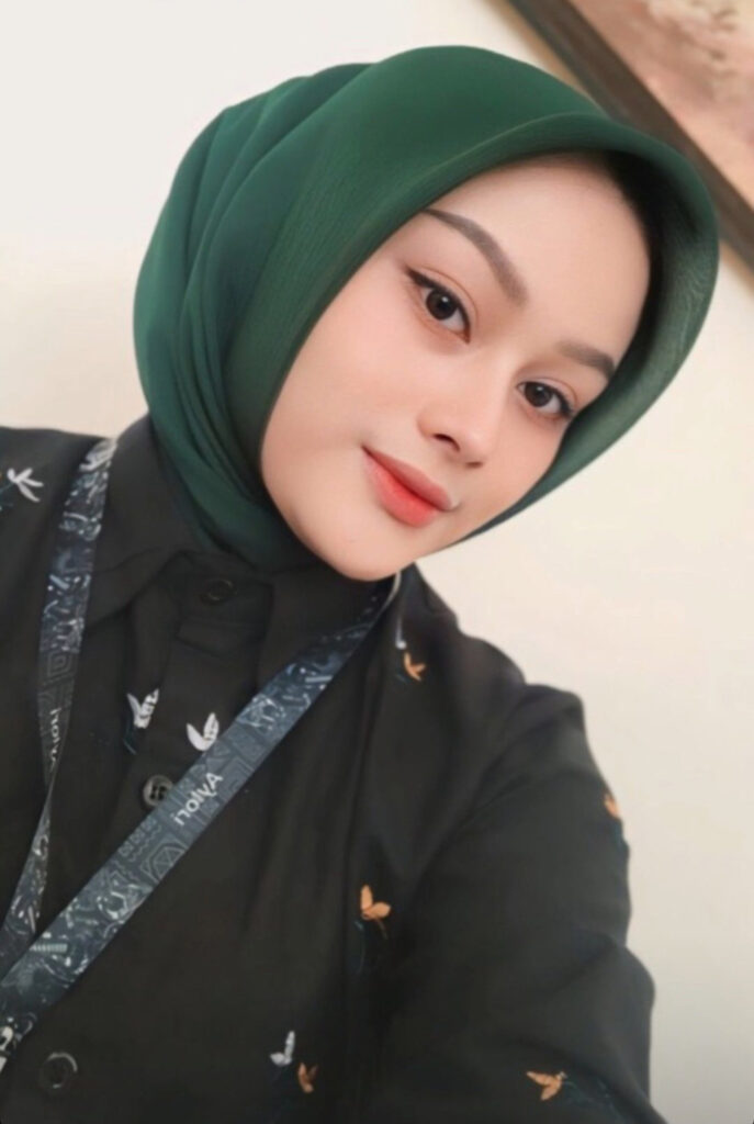 Ai Lailatu Romdon IGO Seksi cewek manis hijab