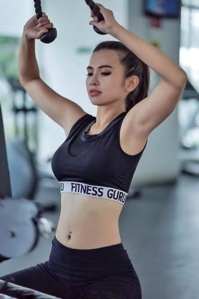 Maria Vania Sport Bra Hitam Seksi Fitness Guru Ukurna Dada masih kecil