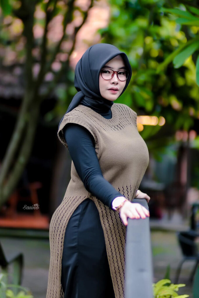 marfamoela eksklusif Hijab Seksi Pose busung dada