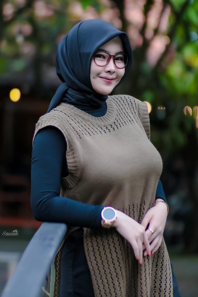 marfamoela eksklusif Hijab Seksi Senyum manis