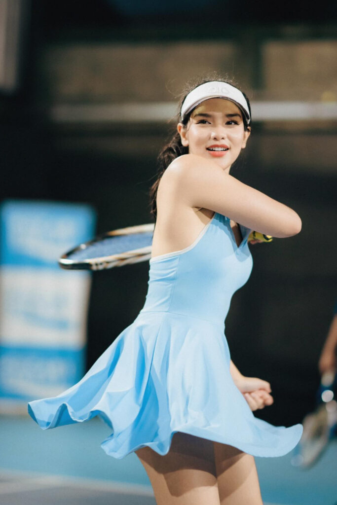 Davina Karmamoy Seksi Sporty Tenis Rok Singkap