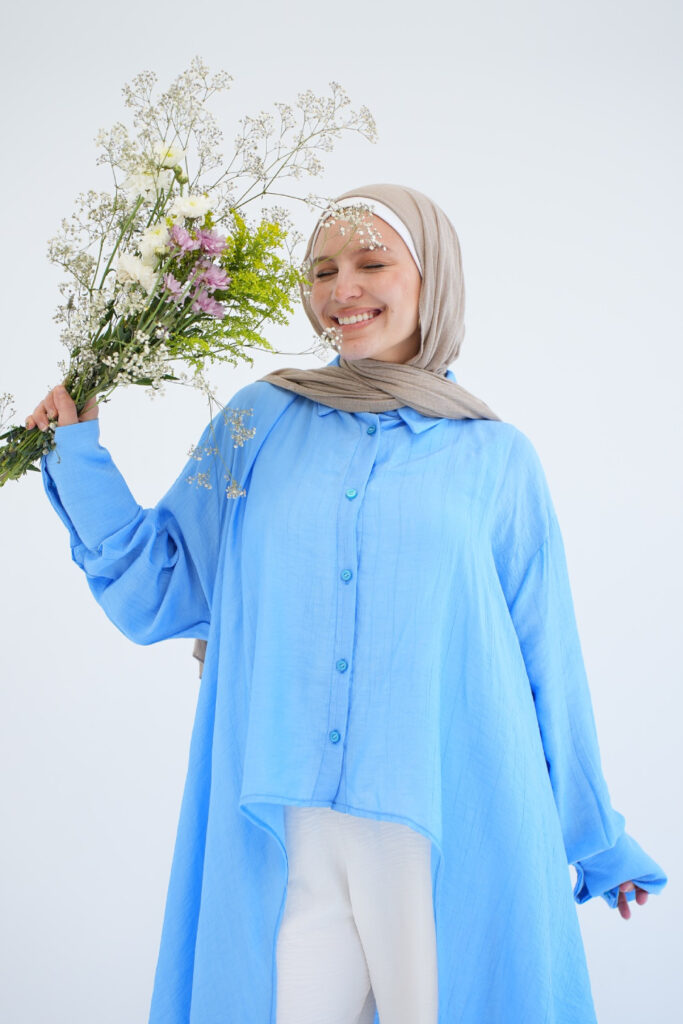 Nour Eldakhakhny Selebgram Hijab Arab Cantik Bunga