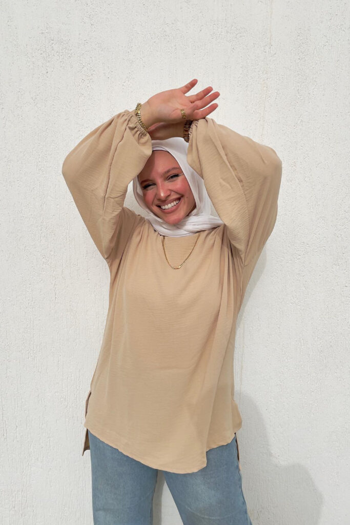 Nour Eldakhakhny Selebgram Hijab Arab Cantik Jeans Ketat
