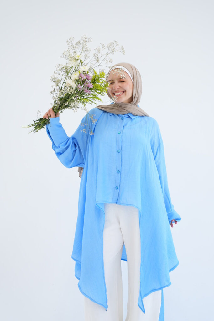 Nour Eldakhakhny Selebgram Hijab Arab Cantik celana bahan
