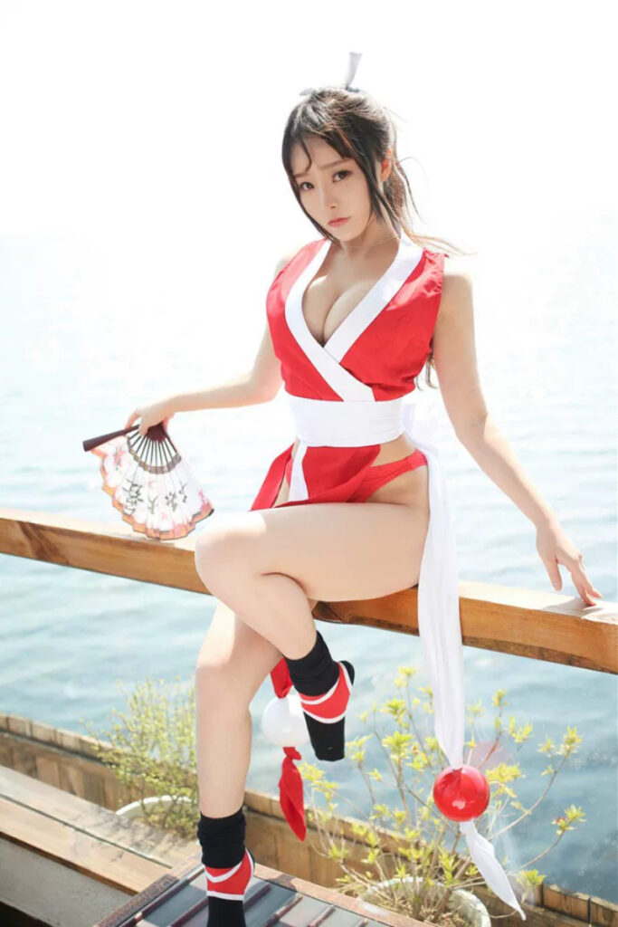Paha mulus Mai Shiranui Cospplay Figther