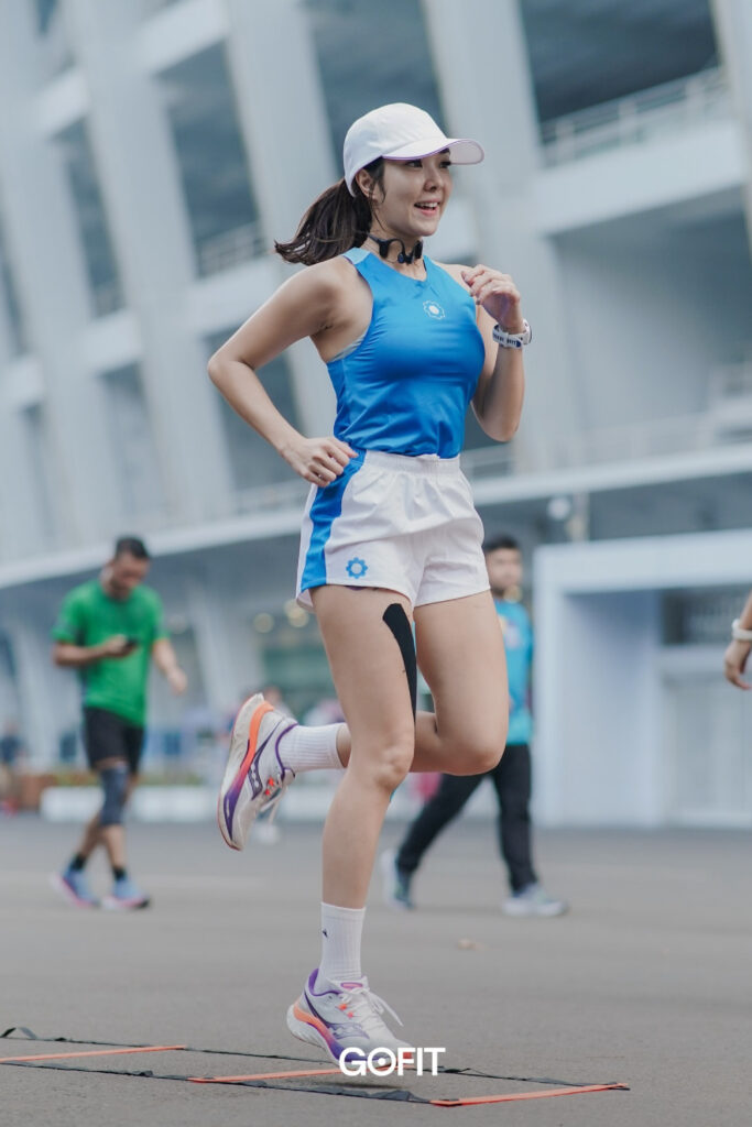 Foto Seksi Gisella Anastasia Kaki indah