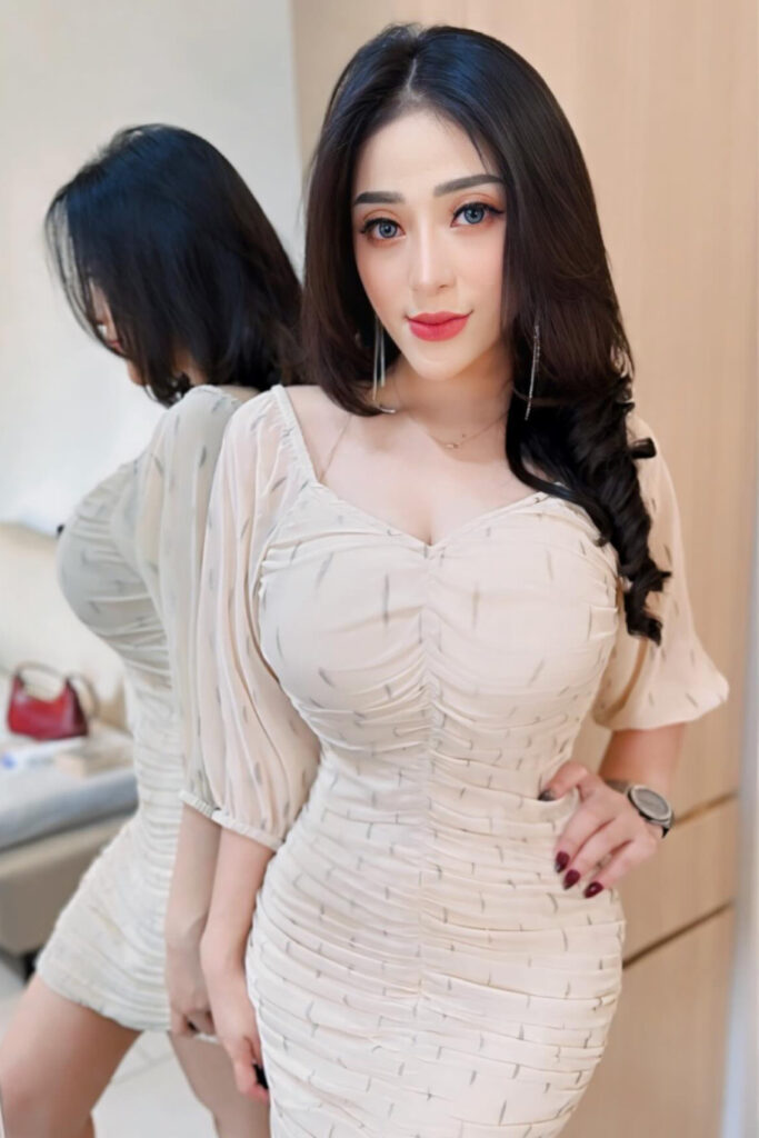 Siska Kartika fransiska Model seksi Popular Bibir merah