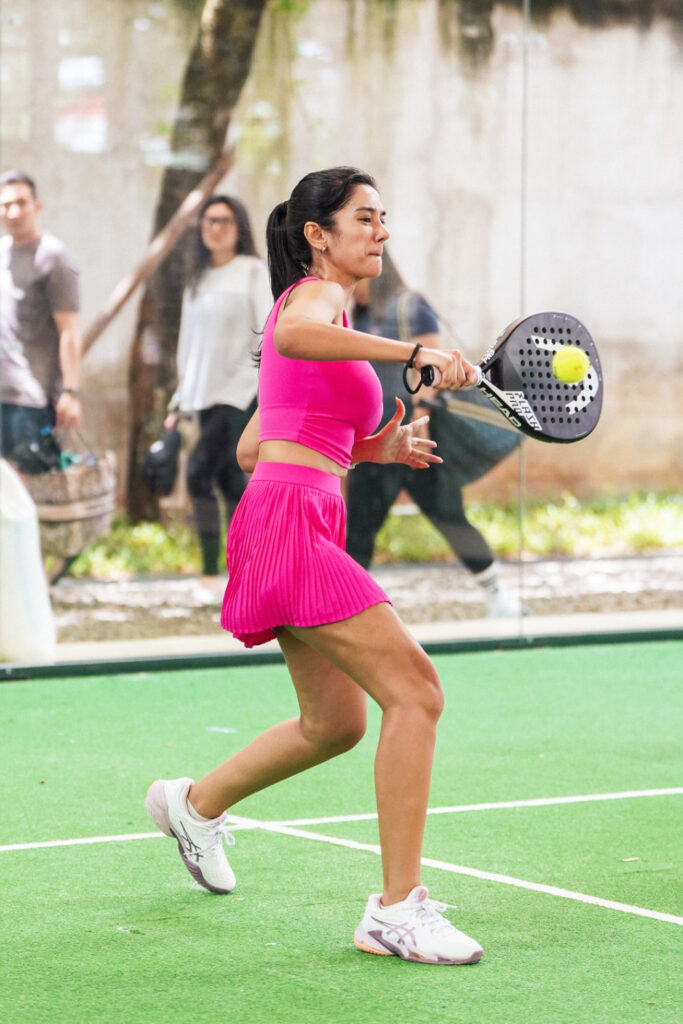 Foto Seksi Fanny Ghassani Paddle Tenis Paha Mulus manis Imut