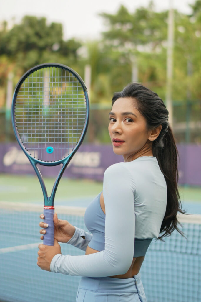 Foto Seksi Fanny Ghassani Paddle Tenis Pose seksi Toge