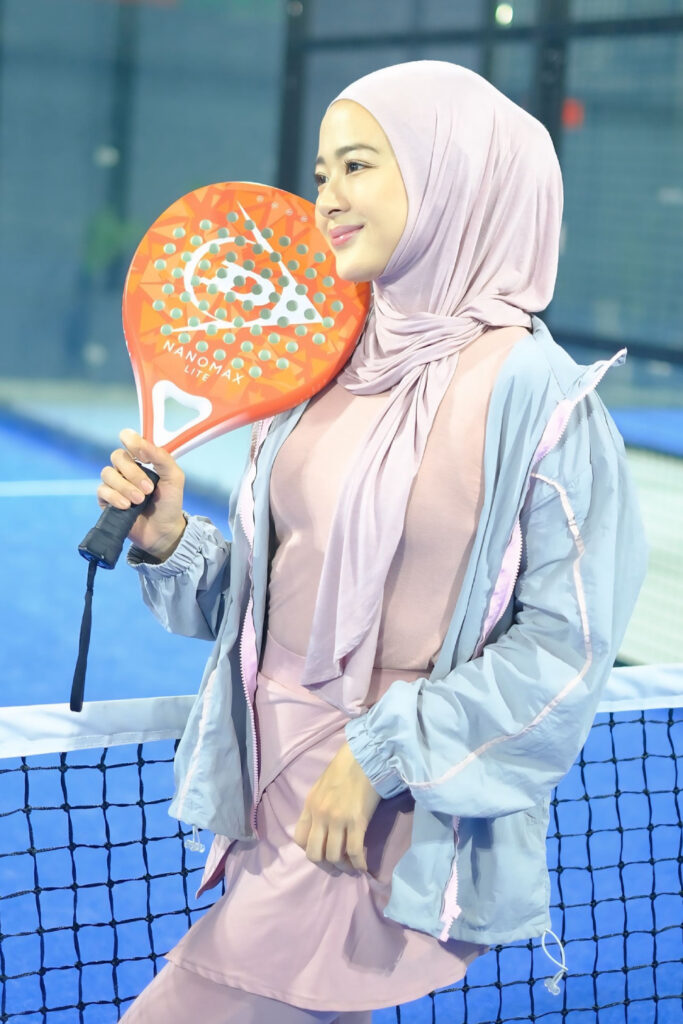 Amanda Arum Sari Seksi Run Hijab Nude Slim Fit