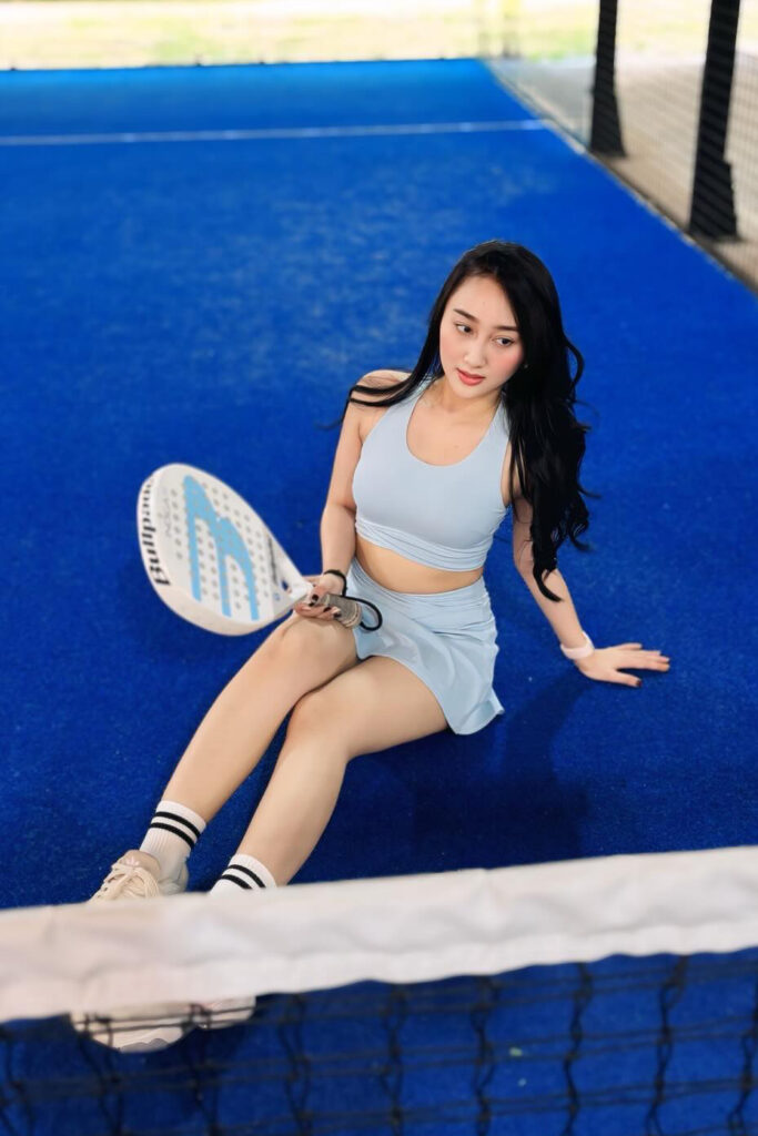 Foto Seksi Sandrina Mazaya Padel Intip