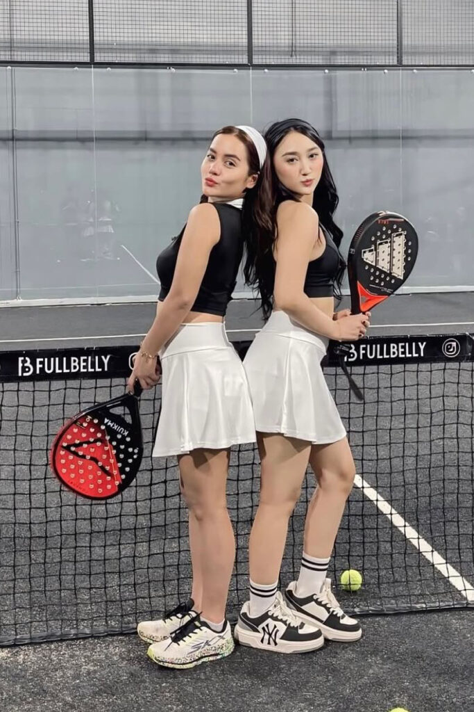 Foto Seksi Sandrina Mazaya Padel Nungging