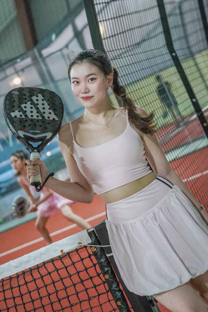 Valen Cecilia Chindo Seksi Padel Tanktop Pink Manis