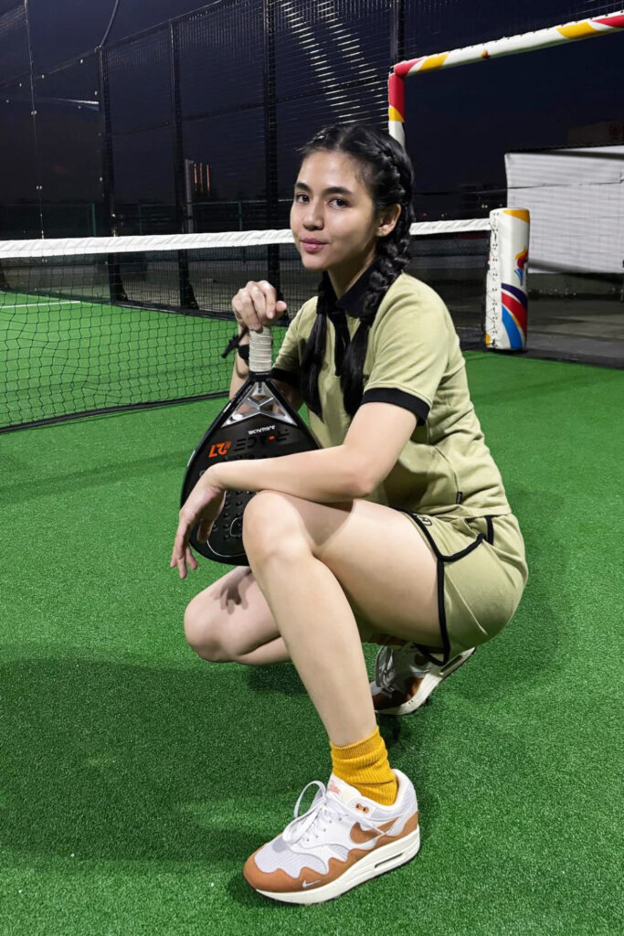 pose seksi Putri Una saat olahraga Kongkok