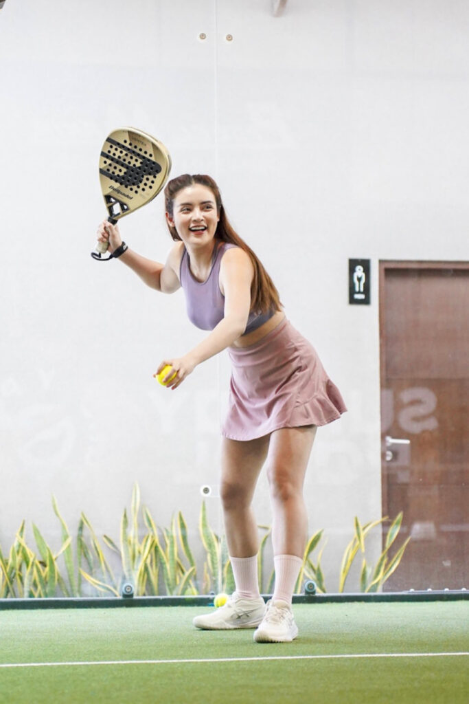 Rok Mini Sport Seksi Sylvia Genpati Padel Pose nungging
