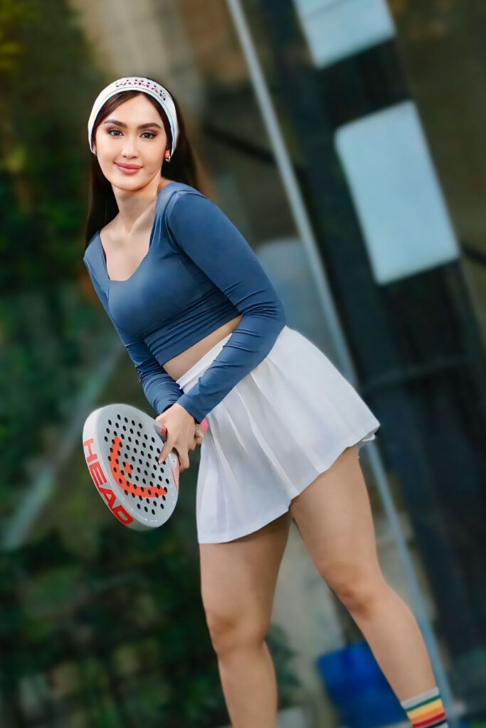 Foto Padel Seksi Intan Saumadina Pose menggoda Ketat dan Hot