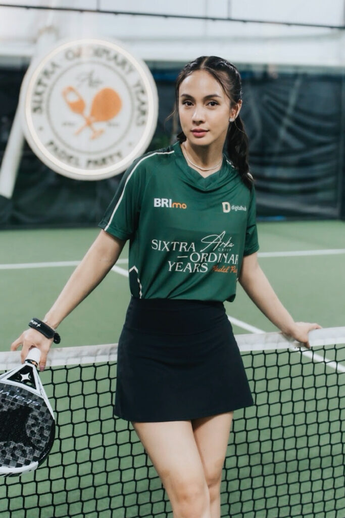 Naysa Marcella Foto Padel Seksi Rok Mini Hitam Hot Padel