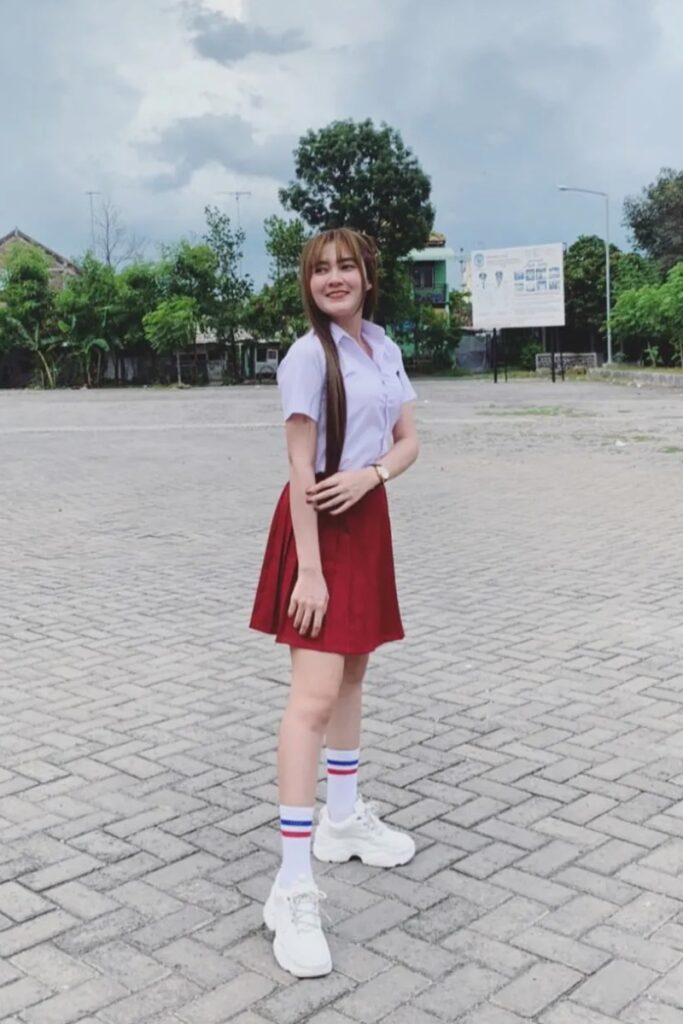 Rok Mini Seragam Cosplay Siswi SD seksi