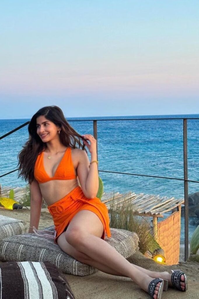 Bikini Sakshi Malik