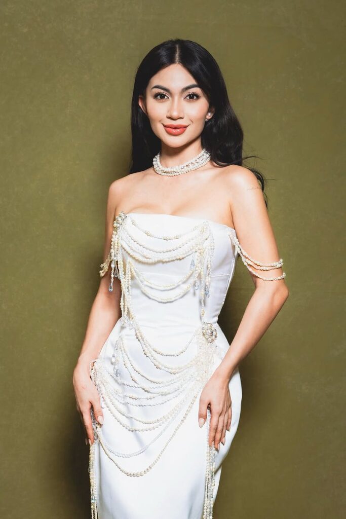 Foto Seksi Ariel Tatum Kurus Seperti sakit Gula