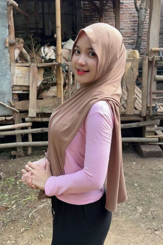 Foto Seksi Hey Hesty Purwanti Pink Bibir Merah