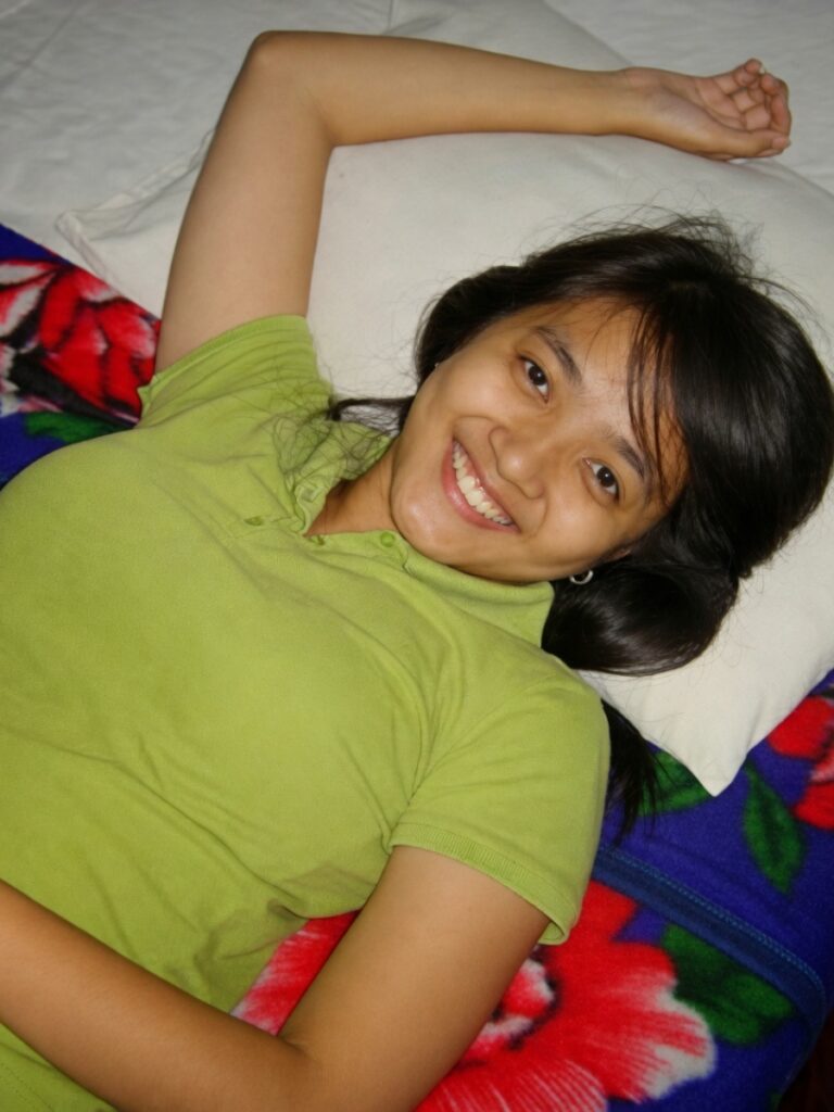 Foto Seksi Chika Bandung Terbaru Baruing di ranjang Hotel