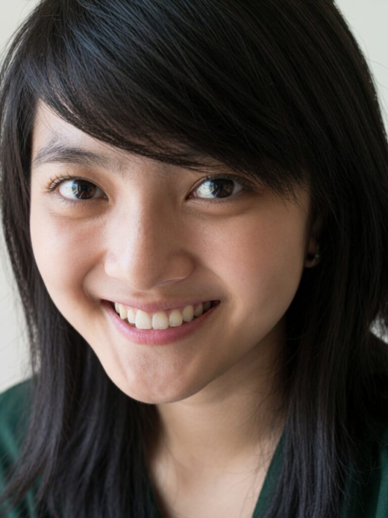 Foto Seksi Chika Bandung Terbaru Senyum Manis