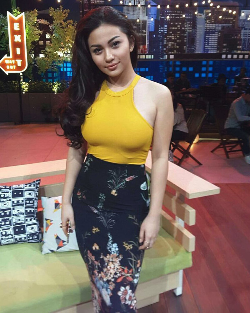 Gambar Artis Ari Irham Populer 50 Foto Artis Ari Irham Foto Artis 