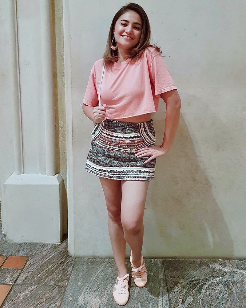 Paha gede Janda seksi Marshanda