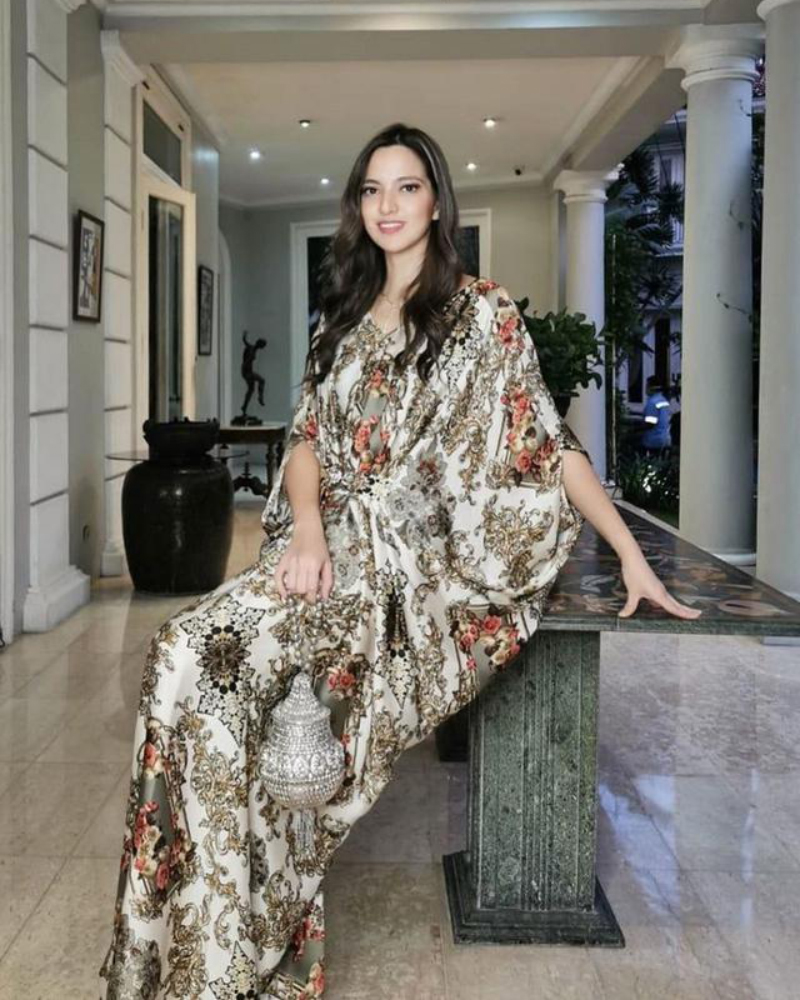 Kaftan Nia Ramadhani